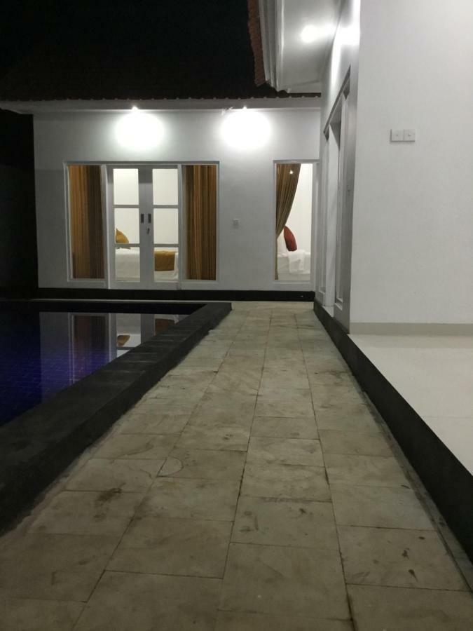 Queen Guest House Tulamben ภายนอก รูปภาพ